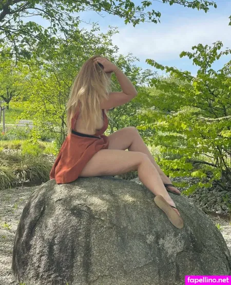 Sweet Shy Kitten OnlyFans Thumbnail #E2Y6oGV4fB