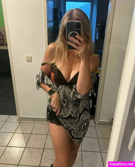 Sweet Shy Kitten OnlyFans Thumbnail #wF69vIpePj