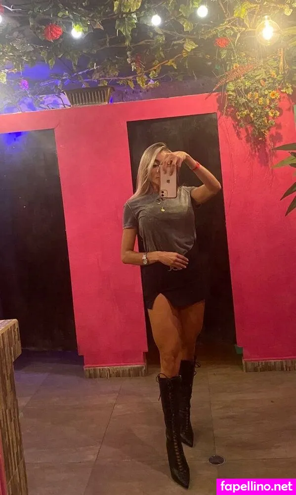 sophia.medina, sweet_sophia90 Nude Leaked OnlyFans Photo #G2FOITkwGx