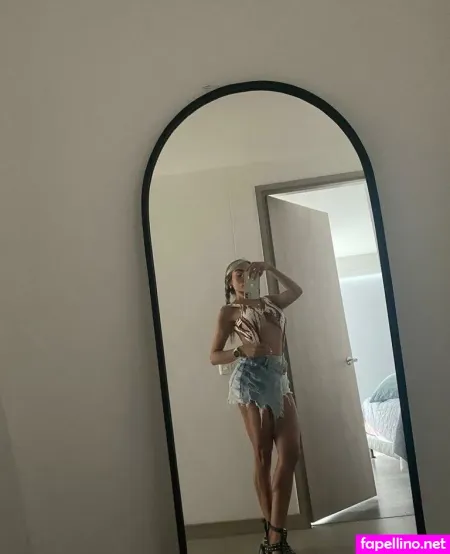 Sweet Sophia90 OnlyFans Thumbnail #foLgyVf6xb