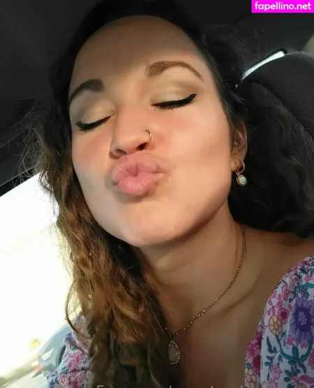 Sweetanduntamed OnlyFans Thumbnail #AqGcnv8djR