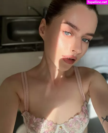 Sweetangeeel OnlyFans Thumbnail #lS3yV0v4Tn