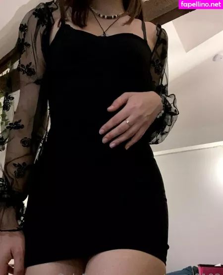 Sweetanna0102 OnlyFans Thumbnail #W9ykEgrsBp