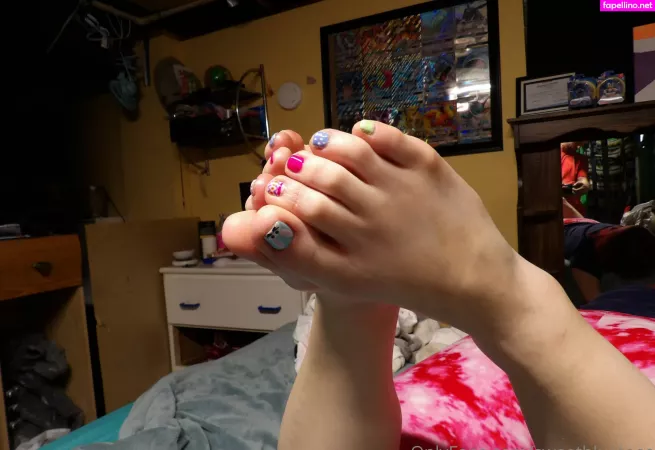 Sweetbluetoes OnlyFans Thumbnail #W3Ongui4ZH