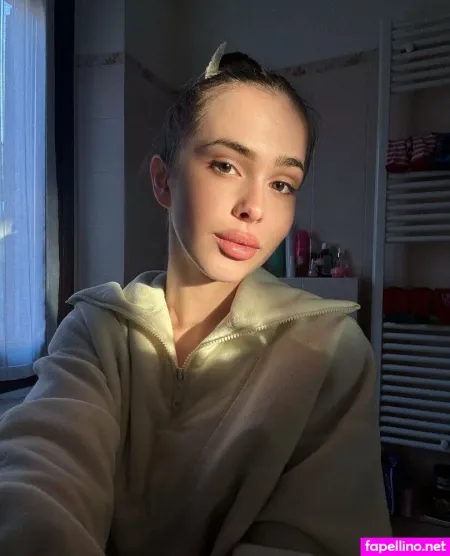 Sweetbunnix OnlyFans Thumbnail #MPBg6RwiBe