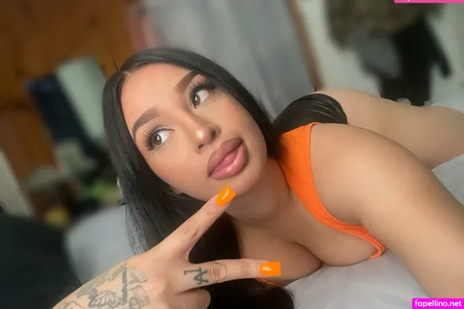 Sweetcaramelo Xoz OnlyFans Thumbnail #w55LyG8BpI