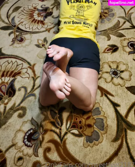 Sweetfeet2187 OnlyFans Thumbnail #C88BRRhG14