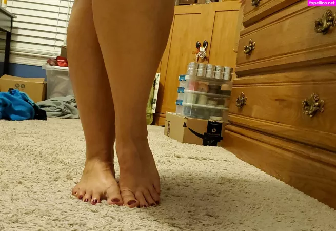 Sweetfeet2187 OnlyFans Thumbnail #SEE6RD3x6t