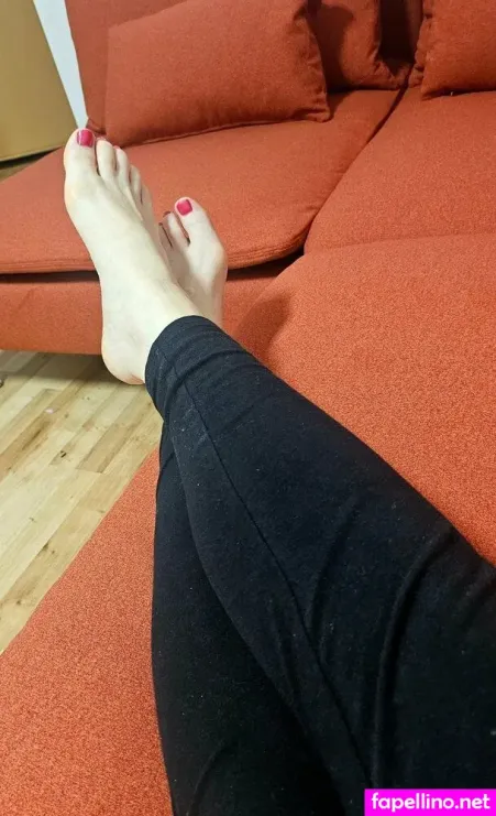 Sweetfeet38 OnlyFans Thumbnail #6EsGL8BHKE