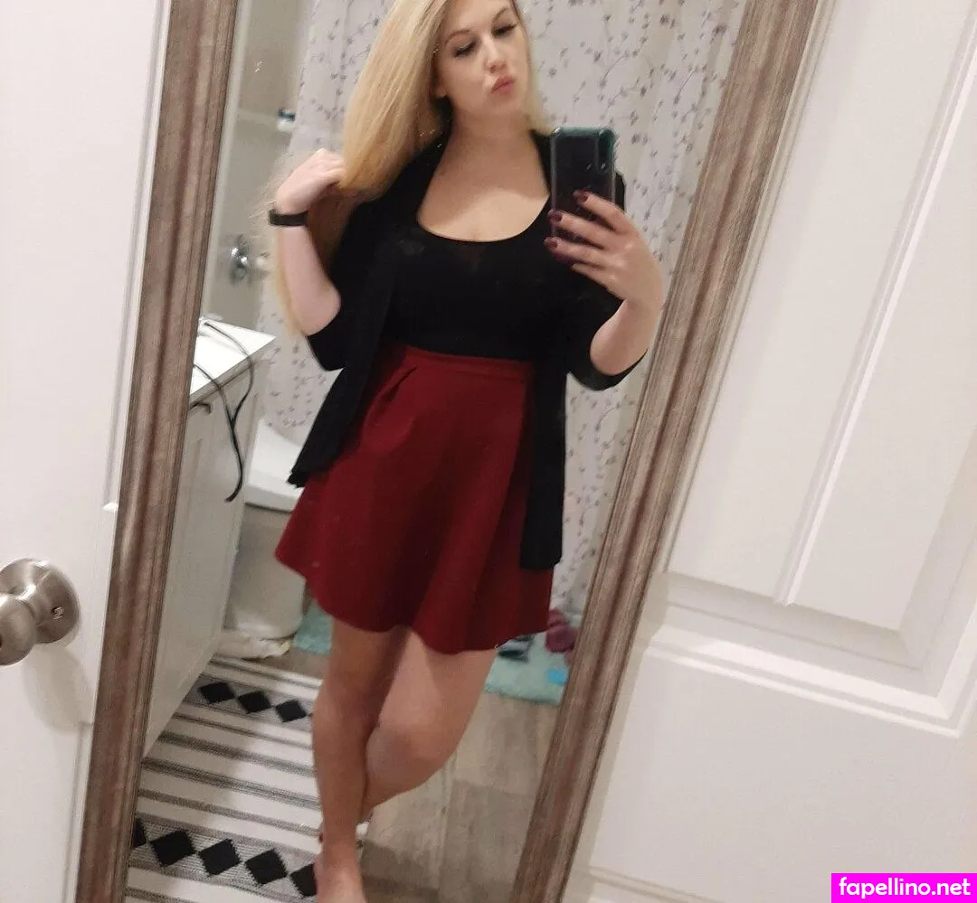sweetgirlcandy_free, sweetsarah596 Nude Leaked OnlyFans Photo #UBm2sXeY2a