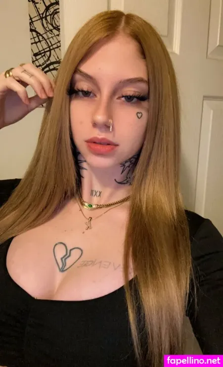 Sweethennyqt OnlyFans Thumbnail #uZPaqLV500