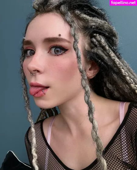 Sweetie Fox OnlyFans Thumbnail #5BM2GkDVJs