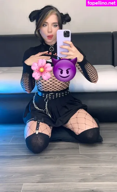 Sweetie Fox OnlyFans Thumbnail #NkPA3G6bgC