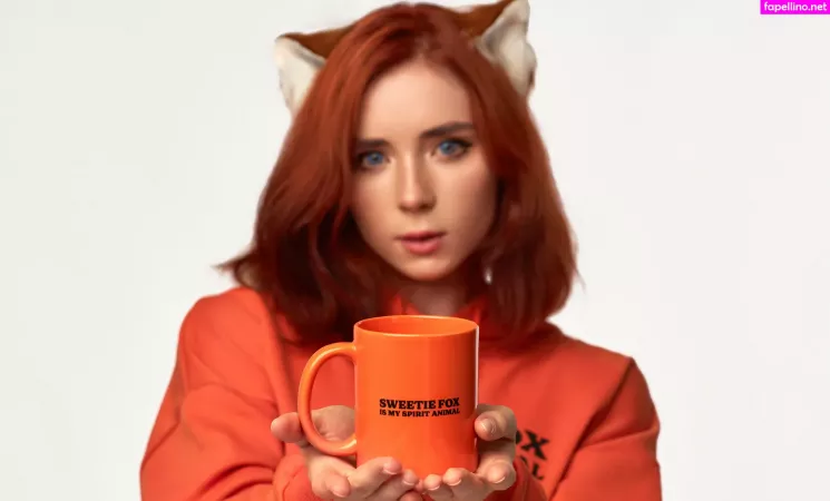 Sweetie Fox OnlyFans Thumbnail #jPobEQuT9W