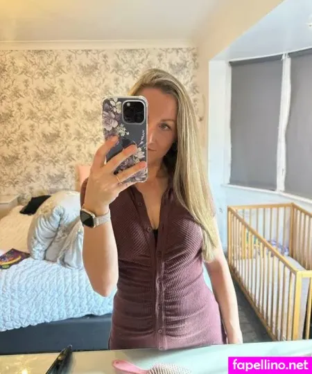 Sweetie Sarah OnlyFans Thumbnail #6eV9BJPse3