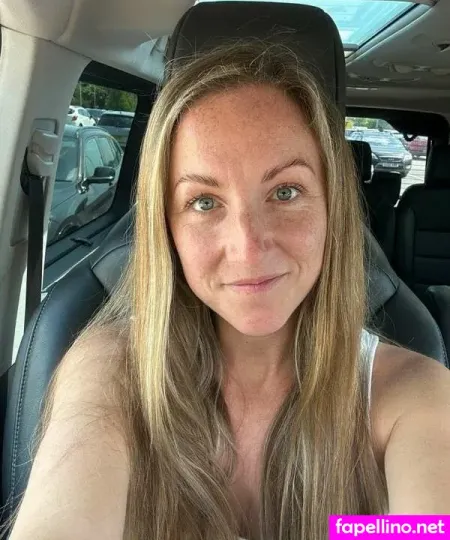 Sweetie Sarah OnlyFans Thumbnail #a69m0g4CVj