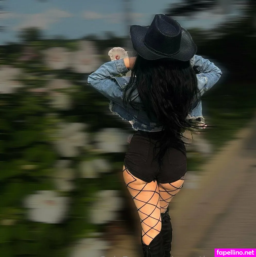 sweetiegraffitiparty, sweetiegraphitti Nude Leaked OnlyFans Photo #faIpz89peB