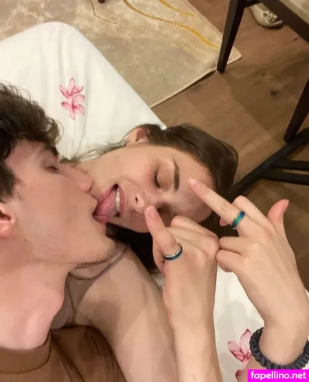 Sweetieskitties OnlyFans Thumbnail #dZB1klRW1i
