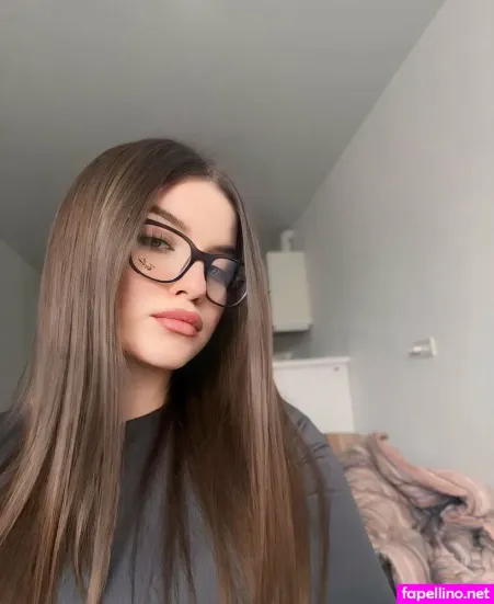 Sweetilona OnlyFans Thumbnail #0tO6oEbKpH