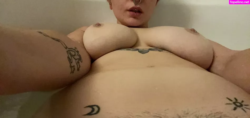 Sweetlildarling OnlyFans Thumbnail #SzCX8UG9QD