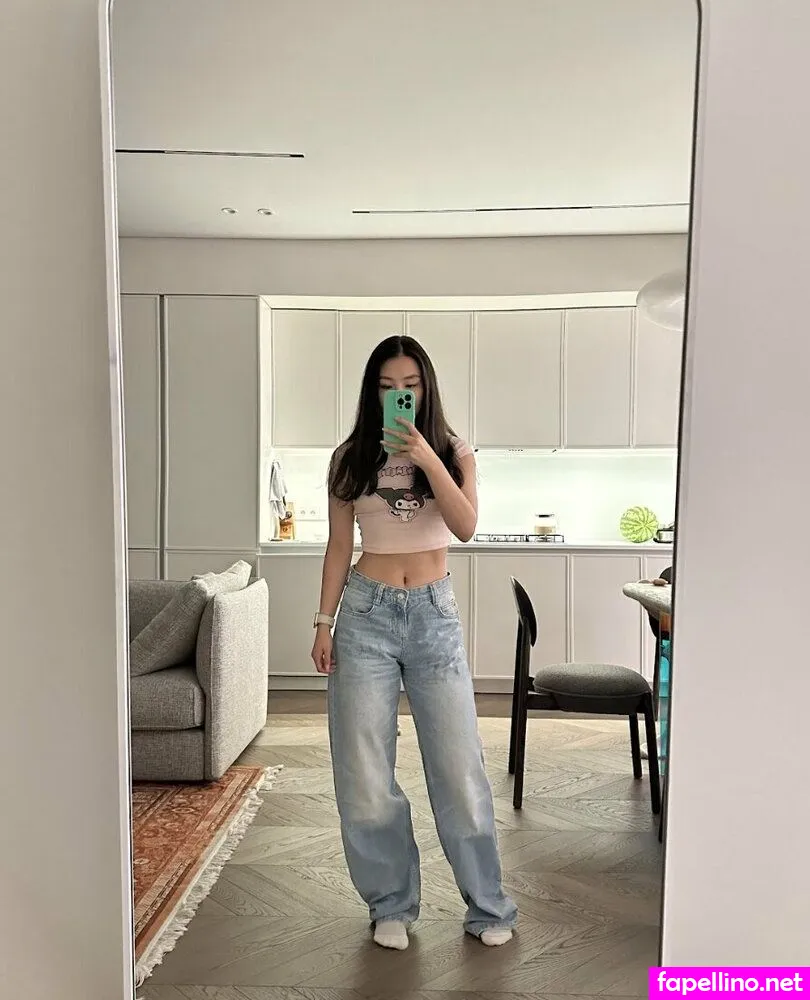 sweetlilkira, sweetlittlekiraa Nude Leaked OnlyFans Photo #b5iAxG40tu