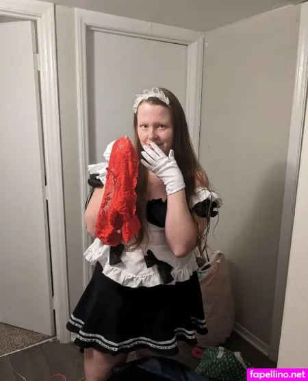 Sweetlillieclips OnlyFans Thumbnail #SOoVHEZRZW