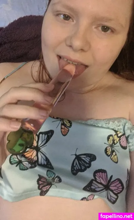 Sweetlillieclips OnlyFans Thumbnail #fvgae4Rjiy