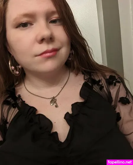 Sweetlillievip OnlyFans Thumbnail #6gv6b8V9jM