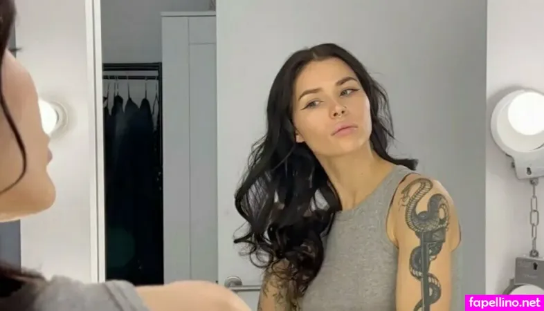 Sweetlinaivy OnlyFans Thumbnail #CcVWVVbxG4