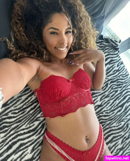 Sweetmochaember OnlyFans Thumbnail #5amP5gN36P