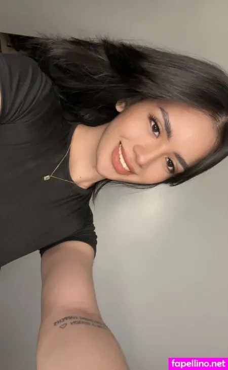 Sweetmolly Main Profile Photo