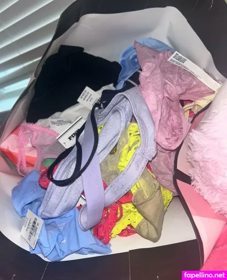 Sweetmonae OnlyFans Thumbnail #R3cqpTaB1V