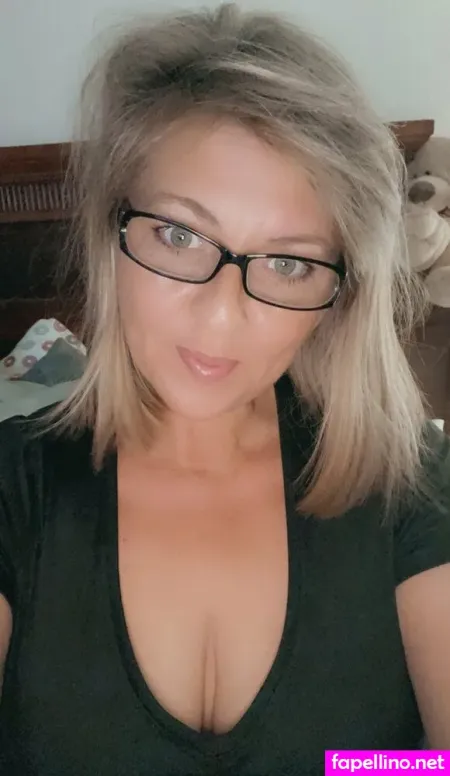 Sweetness5945 OnlyFans Thumbnail #jZVmdeDr34