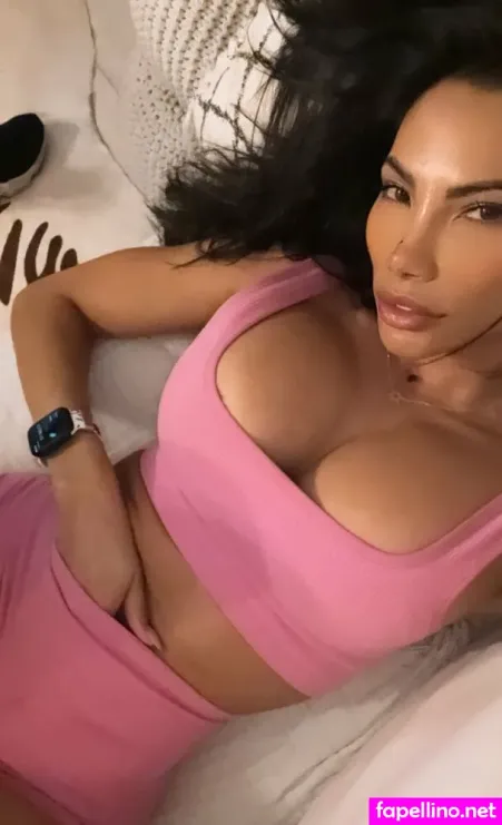 Sweetnspicyhotmama OnlyFans Thumbnail #q1BwlRkoAB