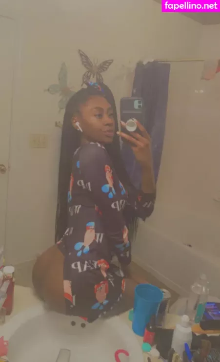 Sweetpea1215 OnlyFans Thumbnail #oOeBXyiFJs
