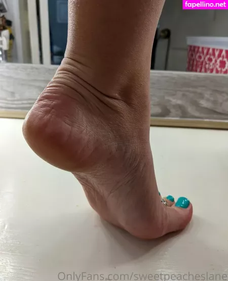 Sweetpeacheslane OnlyFans Thumbnail #GcnZnymEHw