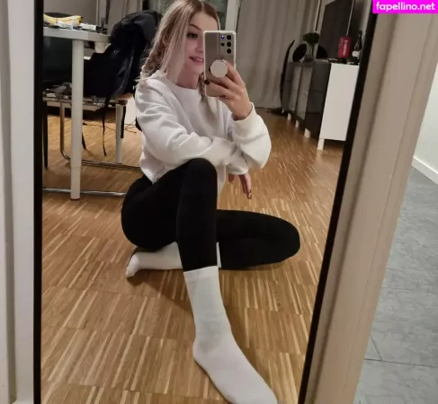 Sweetpieshornyfree OnlyFans Thumbnail #vTqrdmzZGF