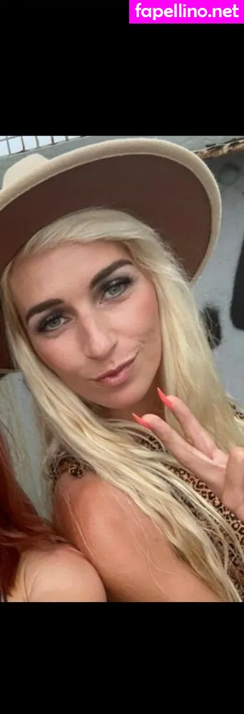 sweetqueen8816, sweetqueen88noppv Nude Leaked OnlyFans Photo #9BGDKmFN0r