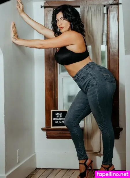Sweetrileyxox OnlyFans Thumbnail #u8vri8uamk