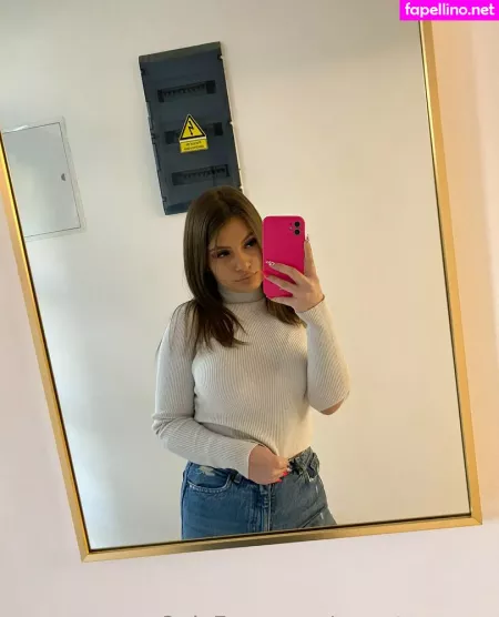 Sweetromana OnlyFans Thumbnail #z17kKYIlEc