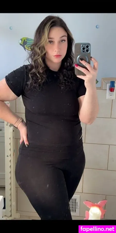 Sweetsami828 OnlyFans Thumbnail #3r9mjUhPuz