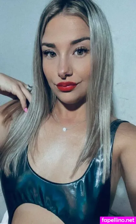 Sweetsasha4 OnlyFans Thumbnail #NjokSG5awy