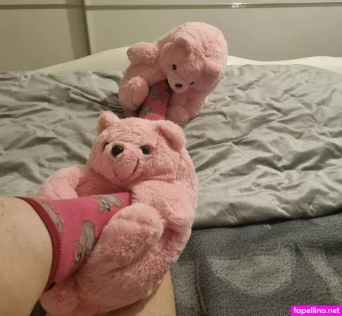 Sweetsocksstudios OnlyFans Thumbnail #MgCLrIz2pM