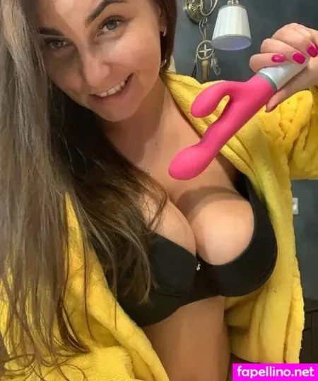 Sweetsofia24 OnlyFans Thumbnail #JgdejeD1BP