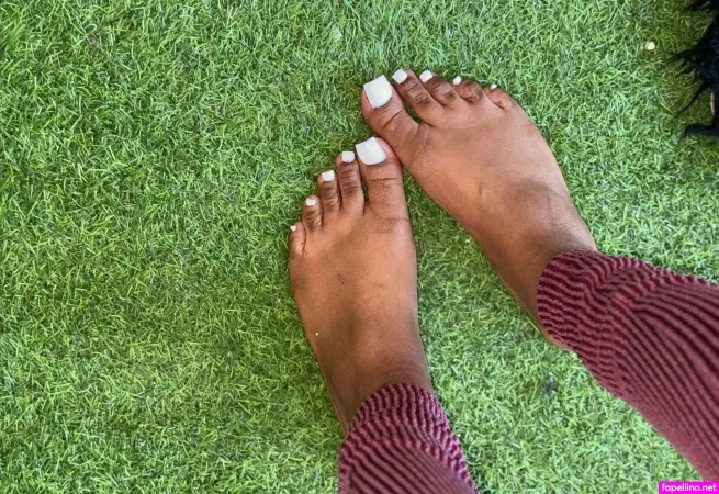 Sweetsoleskey OnlyFans Thumbnail #3Q34Y8KlTm