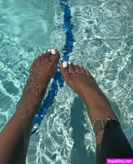 Sweetsoleskey OnlyFans Thumbnail #7uNXZAFFwJ