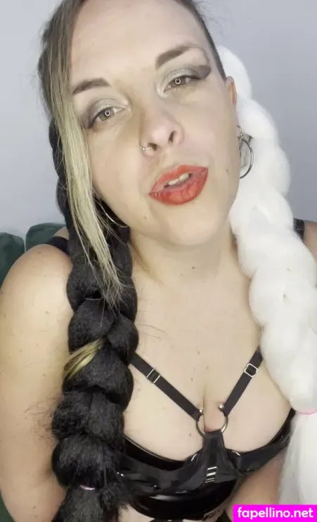 Sweettanja OnlyFans Thumbnail #XM0OYtIQVQ