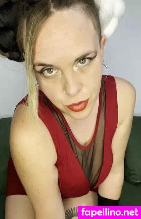 Sweettanja OnlyFans Thumbnail #zNQJcbBAm6