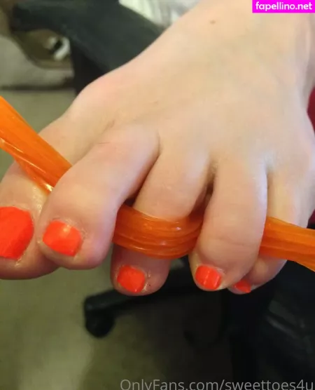 Sweettoes4u OnlyFans Thumbnail #GXlUTTD4tO