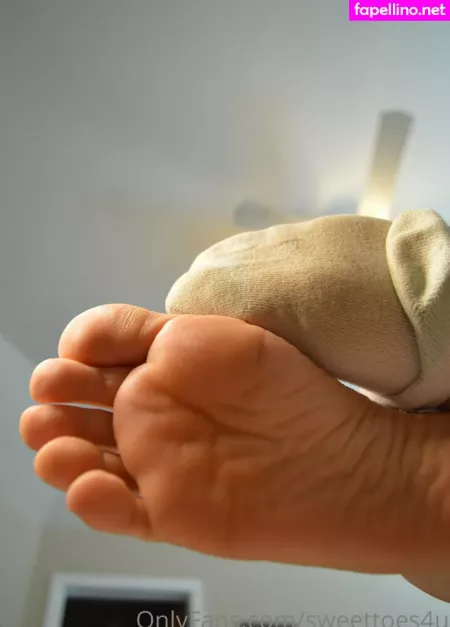 Sweettoes4u OnlyFans Thumbnail #PuUq9AgG1D